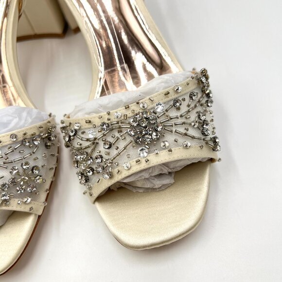Badgley Mischka Size 9 Blaine Ivory White Jeweled Dress Sandals‎ Heels Shoes - Picture 5 of 12
